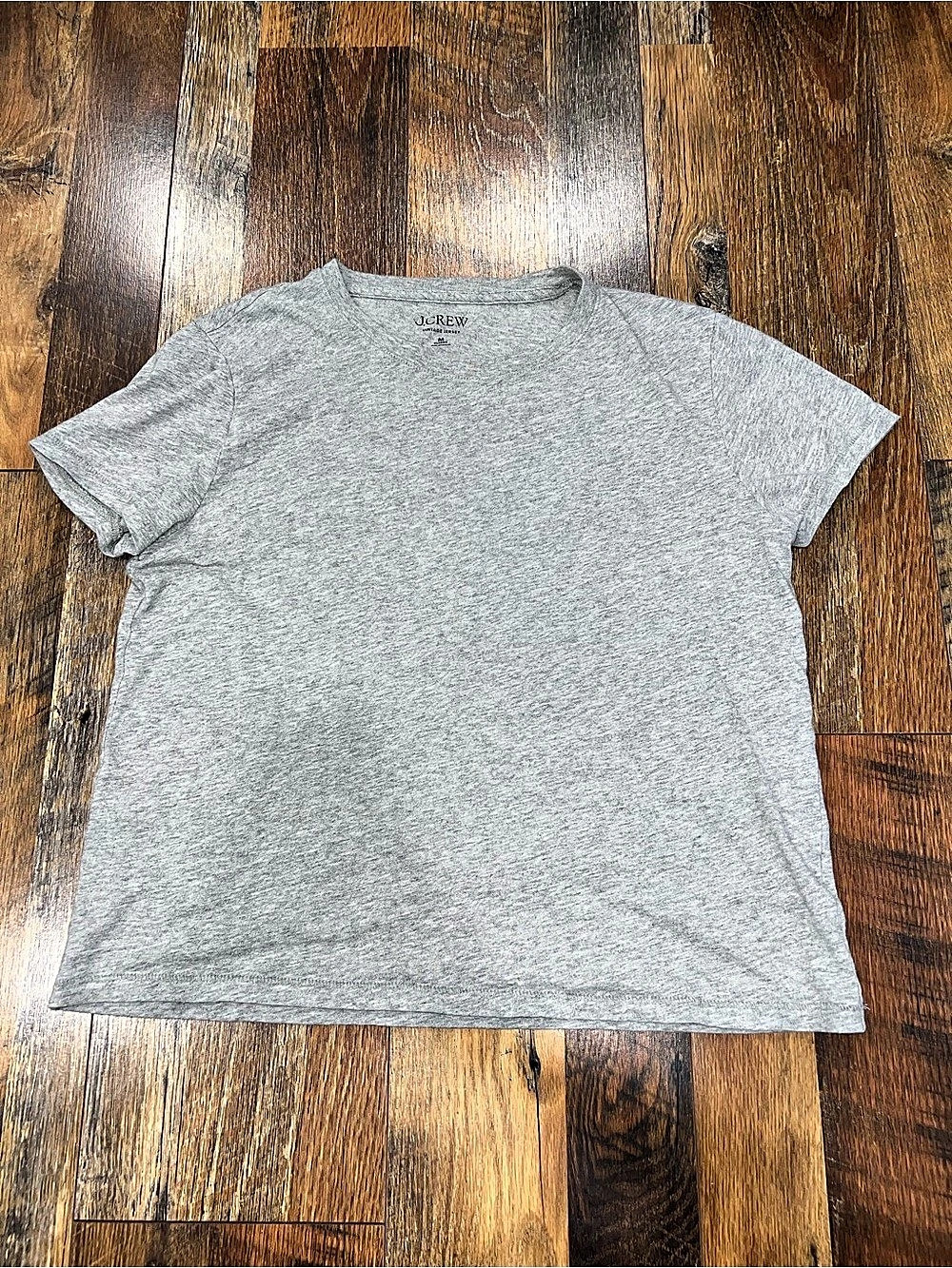 J.Crew Vintage Jersey Tee Short Sleeve Tee in Gray Size Medium Like New